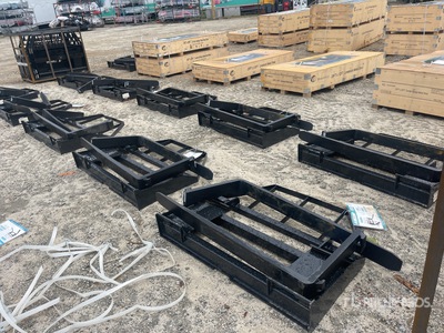 Quantity of (12) 2026 Mower King SA 48 in スキッドステア用フォーク (Unused)