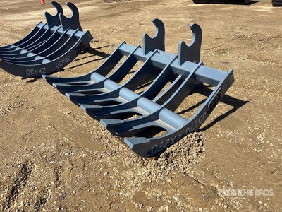 2025 SEC 66 in Q/C Excavator Rake - Fits ZX270
