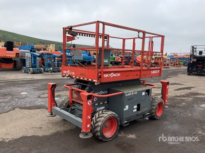 2017 Skyjack SJ6832RT 4x4 Diesel Elevador de tijera