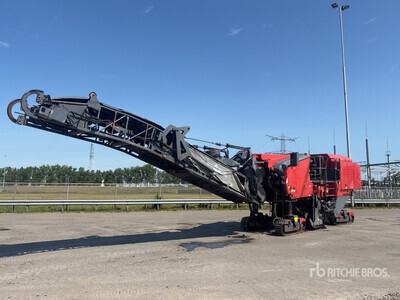 2011 Wirtgen W210 Tracked Cold Planer