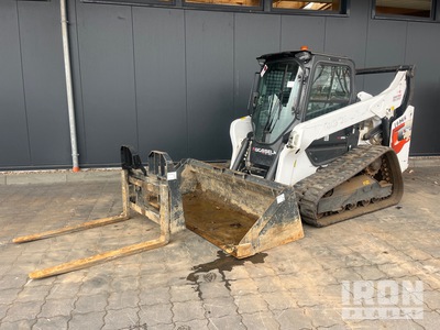 2023 Bobcat T76 Compact Track Loader