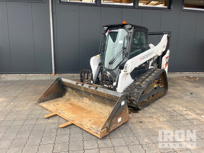 2024 Bobcat T76 Compact Track Loader