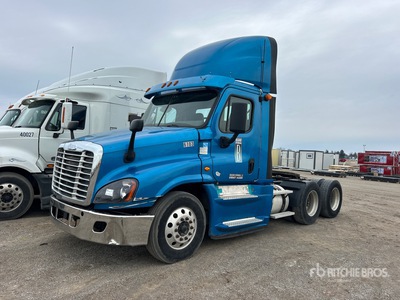 2016 Freightliner Cascadia 125 6x4 T/A Day Cab Truck Tractor (Inoperable)