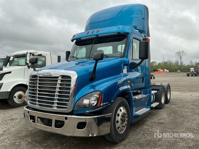 2016 Freightliner Cascadia 125 6x4 T/A Day Cab Truck Tractor (Inoperable)
