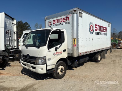 2017 Hino 740 4x2 Van Truck
