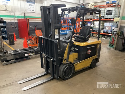 Cat EC30LN2 5700 lb Electric Forklift