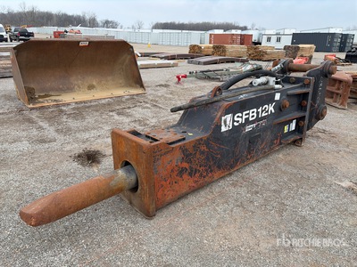 2018 Paladin SFB12K 29 in Strike Force كسارة هيدروليكية - Fits Cat 336