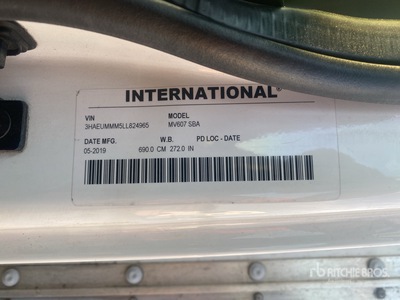 2020 International MV607 4x2 Van Truck