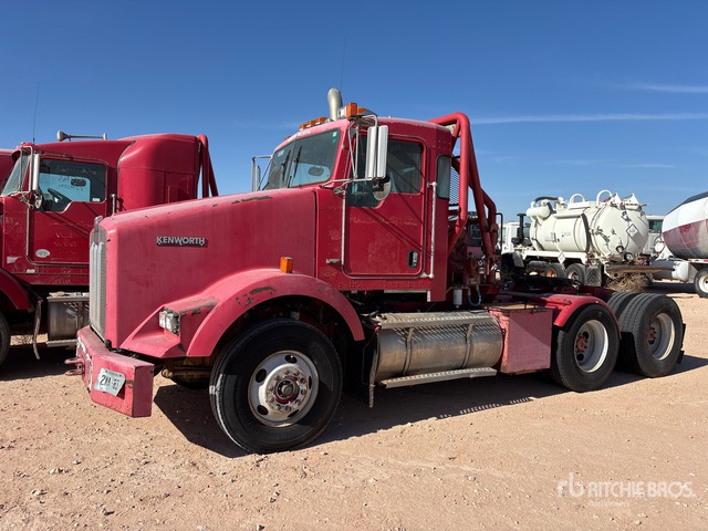 2008 Kenworth T800 6x4 Winch Truck