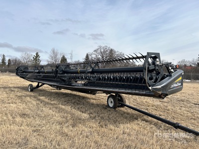 2011 MacDon FD70 40 ft Flex Draper Combine Header