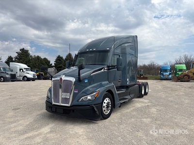 2023 Kenworth T680 6x4 T/A Sleeper Truck Tractor