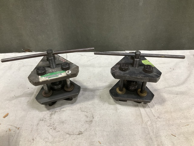 (2) Rolls Royce S3S18303000 Extractors (2) Rolls Royce S3S18303000 Extractors