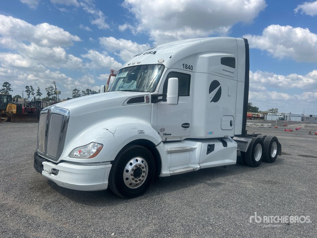 2018 Kenworth T680 6x4 T/A Sleeper Truck Tractor