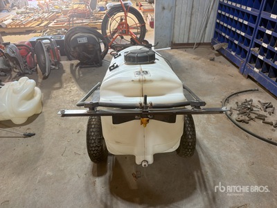 Countyline 30 Gallon Tow Behind Pulverizadora para Jardinería