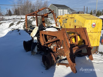 Mahindra Hinterradtraktor (Inoperable)