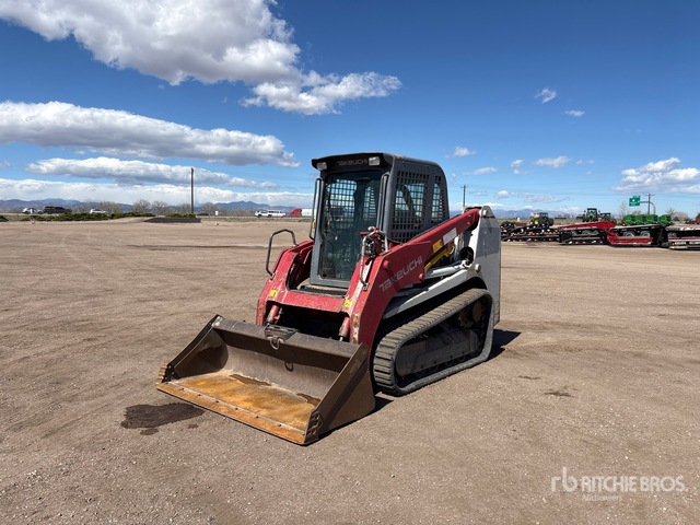 2015 Takeuchi TL10 Two-Speed Compact Track Loader