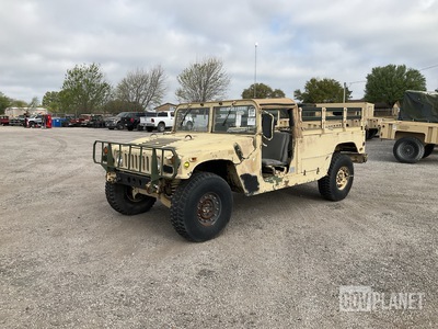 1993 AM General M1097 HMMWV 2 Door Soft Top w/Truck Body