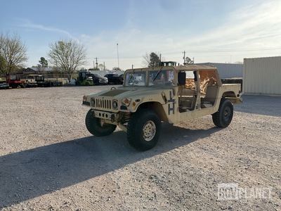 2005 AM General M1097R1 HMMWV 4 Door Soft Top w/Truck Body