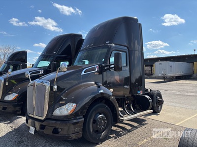 2019 Kenworth T680 4x2 S/A Day Cab Truck Tractor (Inoperable)
