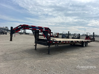 2011 E-Z Trail 30 ft T/A Gooseneck Equipment Trailer
