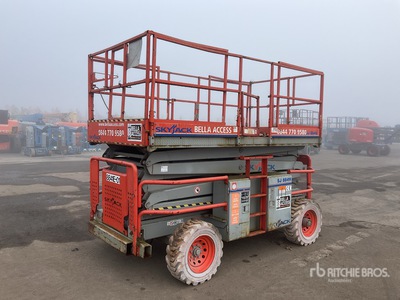 2010 Skyjack SJ8841ECE Electric Scissor Lift (Inoperable)