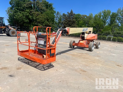 2013 JLG M600JP 4WD Hybrid Plataforma Elevadora Telescópica