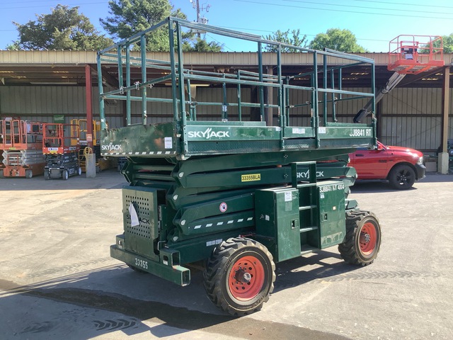 2016 Skyjack SJ8841RT Dual Fuel 4x4 Scissor Lift