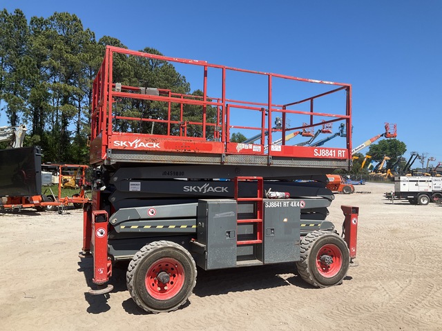 2016 Skyjack SJ8841RT Dual Fuel 4x4 Scissor Lift