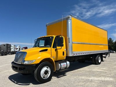 2019 International 4300 4x2 Van Truck