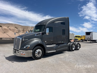 2016 Kenworth T680 6x4 T/A Sleeper Truck Tractor