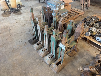 Quantity of (11) House Leveling Jacks