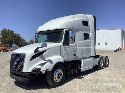 2023 Volvo VNL760 6x4 T/A Slaapcabine Trekker