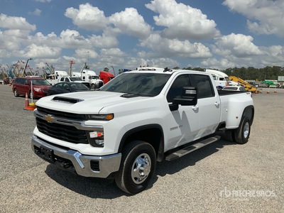 2024 Chevrolet Silverado 3500HD LT 4x4 Crew Cab Pickup
