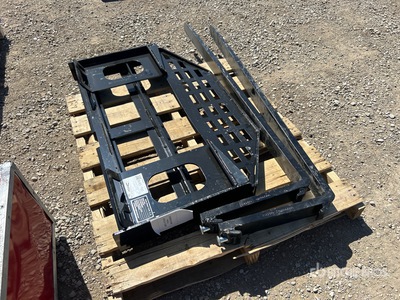 2026 GIYI GY-DHC 59 in Skid Steer Forks (Unused)