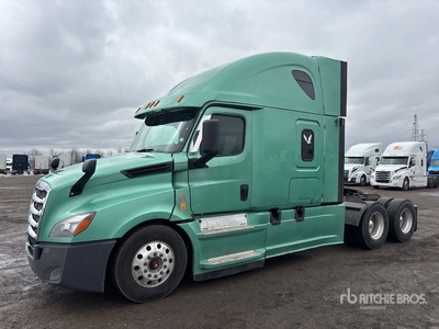 2018 Freightliner Cascadia 126 6x4 T/A Slaapcabine Trekker