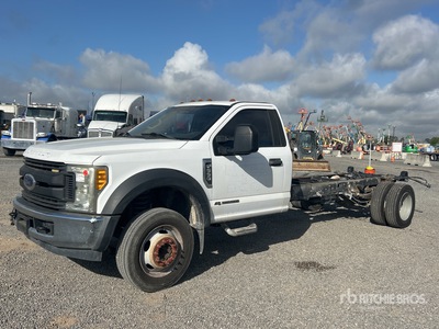 2017 Ford F-550 XL 4x2 Cab & Chassis