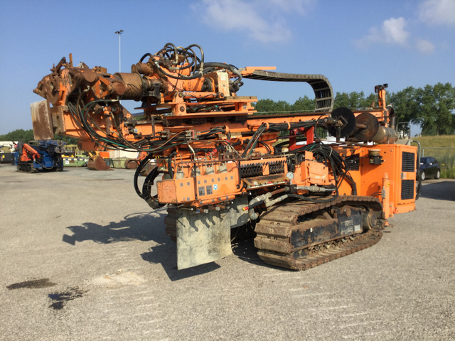 2008 Casagrande HBR605 Crawler Mounted Blast Hole Drill 2008 Casagrande HBR605 Crawler Mounted Blast Hole Drill