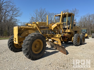 1996 Champion 710A Niveleuse motorisé