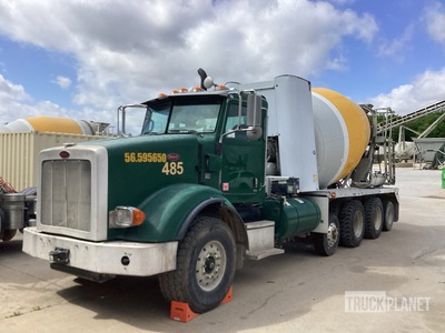 2015 Peterbilt 365 10x4 Mixer Truck