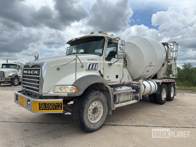2014 Mack GU813 6x4 Mixer Truck