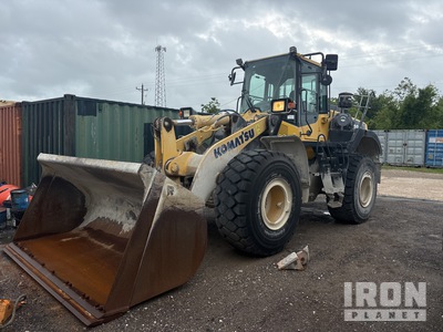 2017 Komatsu WA380 Wheel Loader