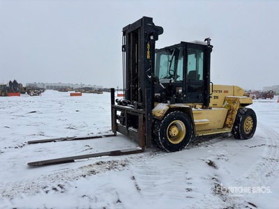 Hyster H2.50XL 25000 lb 4x2 Carretilla Todoterreno
