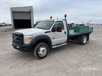 2014 Ford F-550 XL 4x4 4x4 Flatbed Truck
