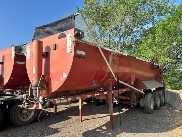 2008 Clement Rockstar 28 ft Tri/A Quarter Frame End Dump Trailer 2008 Clement Rockstar 28 ft Tri/A Quarter Frame End Dump Trailer