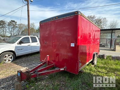 1998 Wells Cargo 12 ft S/A مقطورة ذو كبينة مغلقة