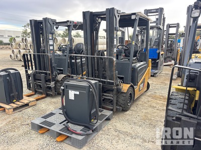 2020 Cat 2EP6000 5970 lb Carretilla Elevadora Eléctrica