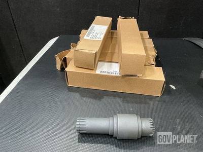 (11) Davis Gear & Machine 6289621 Bevel Gearshafts