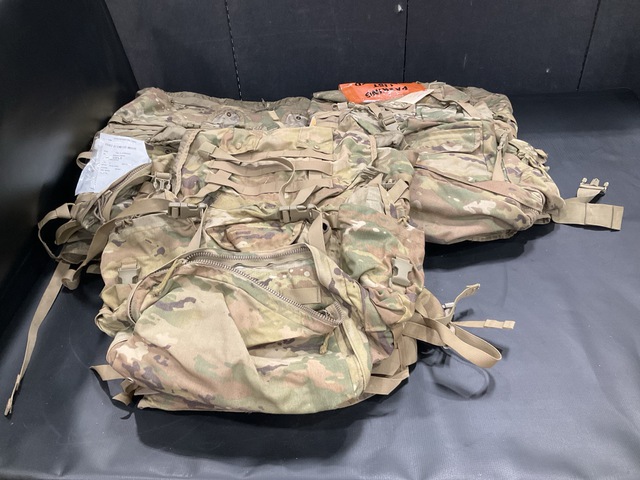 (7) Large Rucksacks