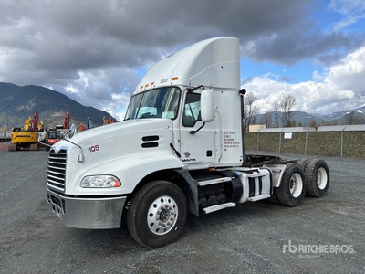 2017 Mack CXU613 6x4 T/A Dagcabine Trekker