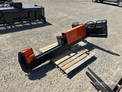 2026 GIYI GY-HLS82 25 in Skid Steer Log Splitter (Unused)